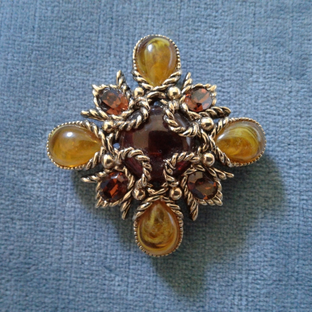 Vintage Ciner Maltese Cross Pin/Brooch